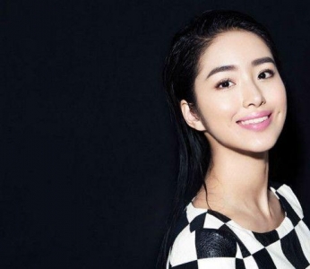 女星脸上梨涡谁最美？杨采钰第九，49岁的她排第一