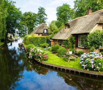这个荷兰小镇美上天 原来童话里不是骗人的