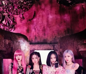 盘点BLACKPINK2020年引领的时尚潮流