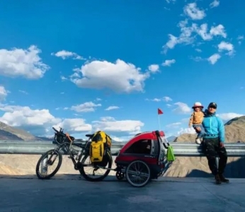 90后单亲爸爸带女儿骑行西藏 这样的童年太治愈了